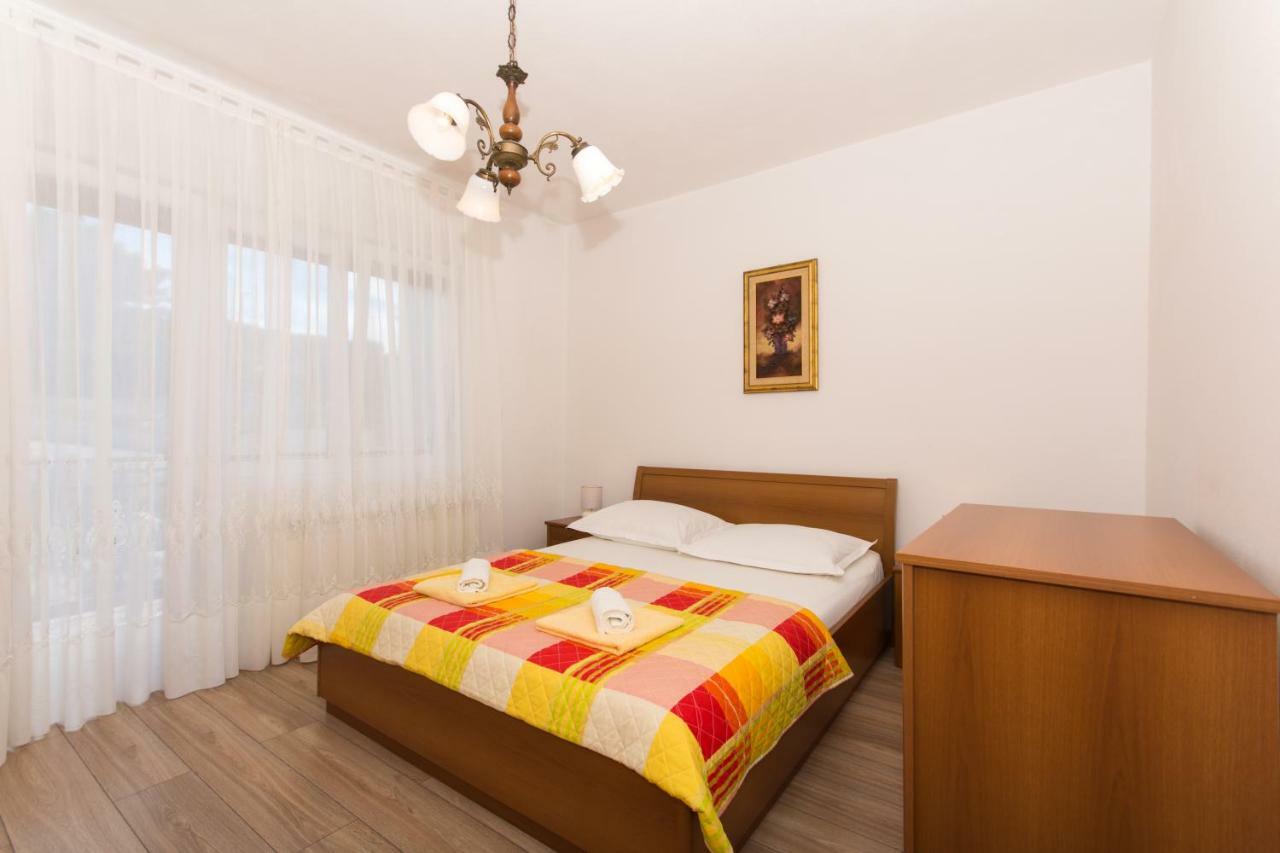 Apartman Domic Slatine Esterno foto